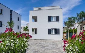 Apartmani Paradise